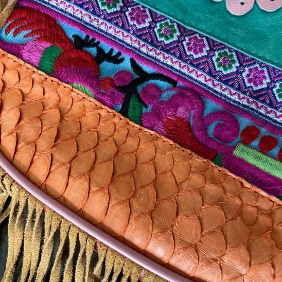 Gado Gado by Margriet Wagenaar Boho Leather Crossbody purse - Picture 2 of 9